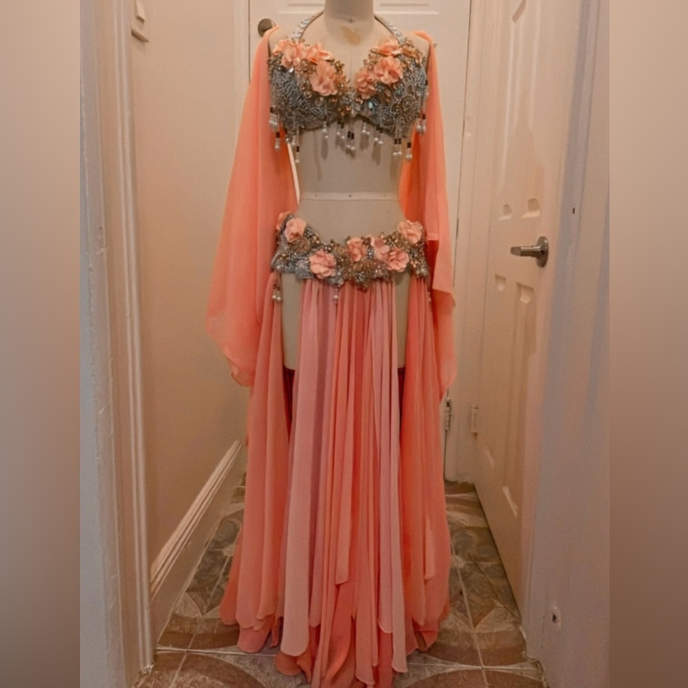 Peach 🍑 Silk Flowers Crystal Belly Dance Costume